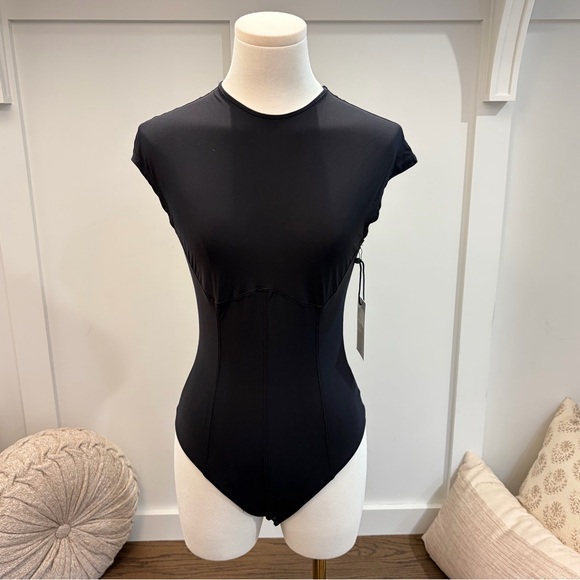 AGOLDE Black Nadia Bodysuit NWT Size Medium - Picture 5 of 9